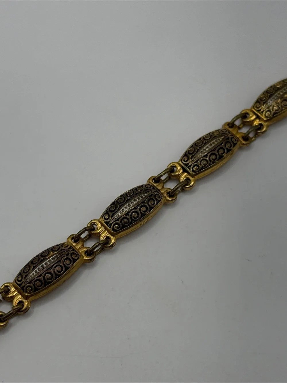 Vintage Gold Tone Chain Link Bangle Cuff Statement Bracelet